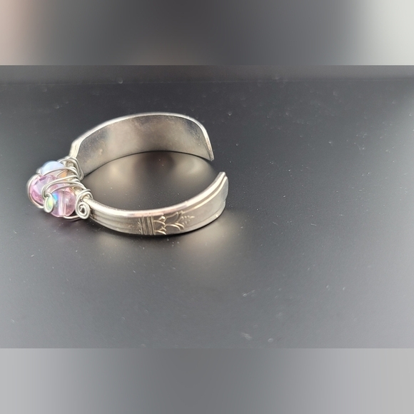 Handmade silver bracelet made from spoon with pink stones - Picture 5 of 6